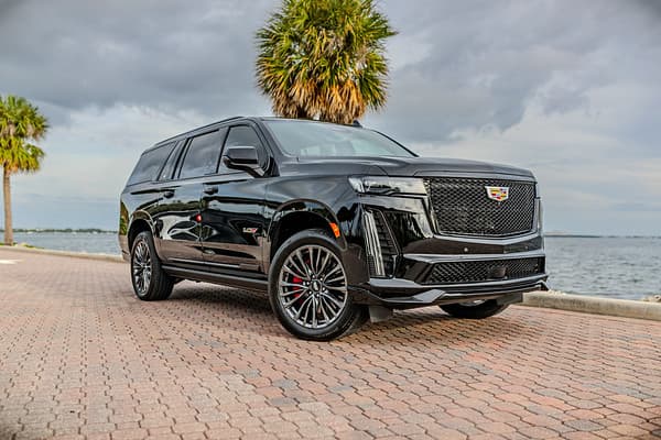 Cadillac Escalade V-Series ESV 5