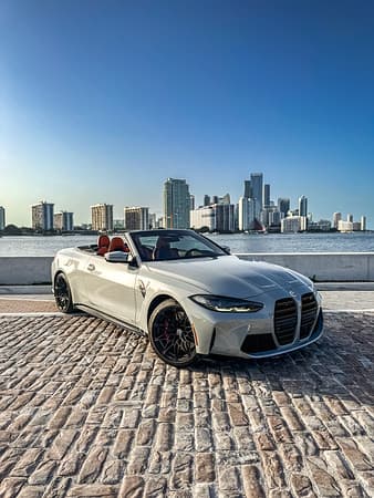 BMW M4 Competition 4