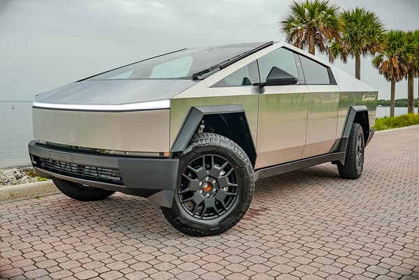 Tesla Cybertruck 3
