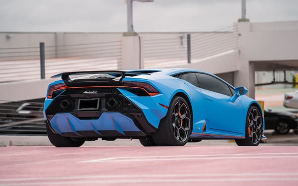Lamborghini HURACAN TECNICA 4