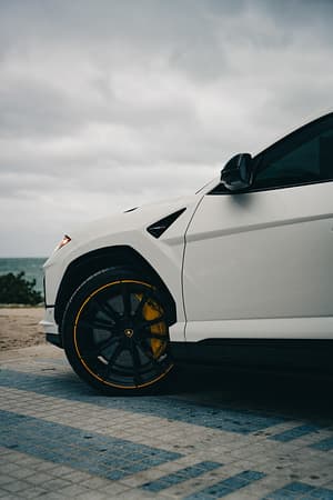 Lamborghini Urus S 4