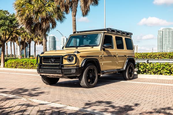 Mercedes-Benz G550 2