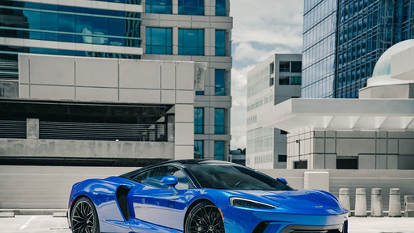 Complete Guide to Miami Exotic Car Rentals