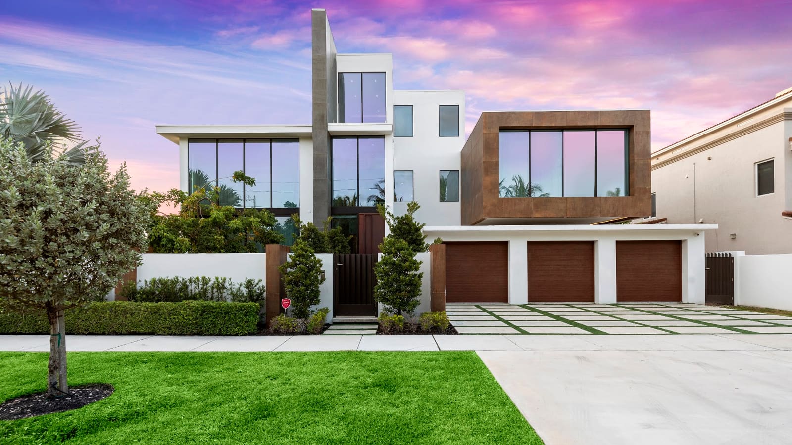 A room-allocation checklist for your Miami villa stay